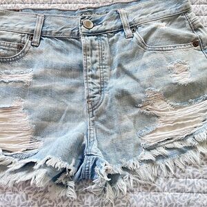 American Eagle Tomgirl Shortie Button Fly denim shorts Size 8 NWOT